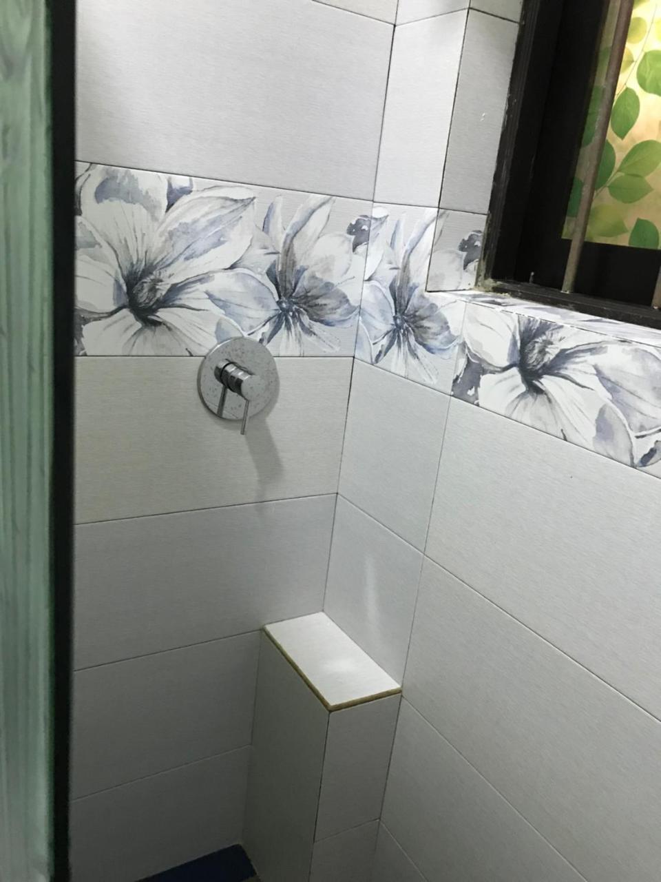 נגומבו Romantic Garden Hotel מראה חיצוני תמונה