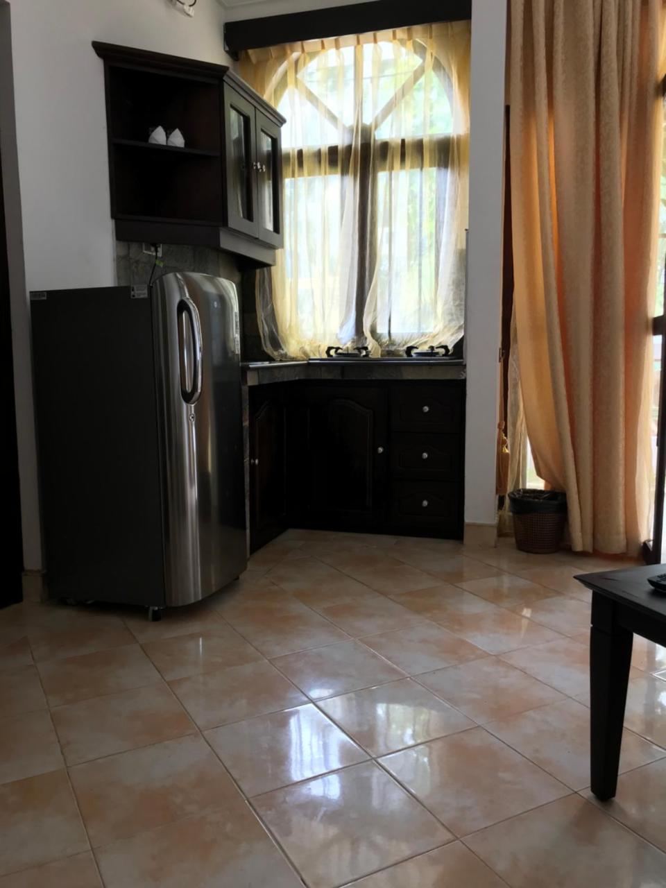 נגומבו Romantic Garden Hotel מראה חיצוני תמונה